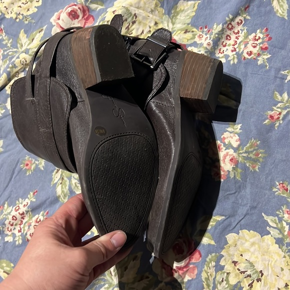8M Jessica simpson dark brown buckle riding boots - Picture 2 of 4